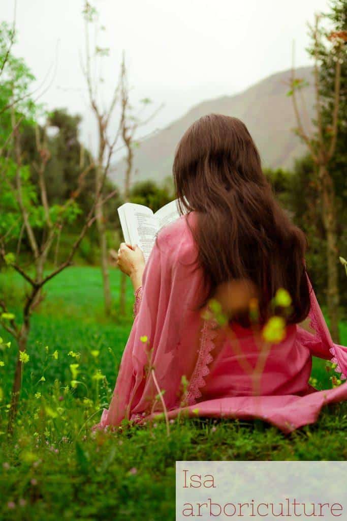 Mujer leyendo